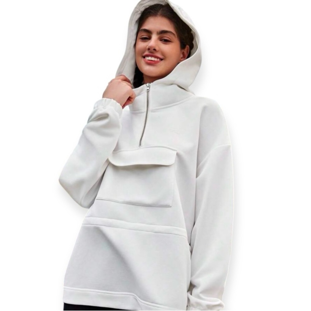 In My Nature White Hooded Jacket NWT